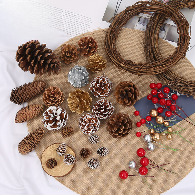 Alternative view of Christmas Pine cones - 00