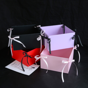 Box TXBDLH (The Farbe of the Schleife is random) – 19.5*19.5*11.5CM
